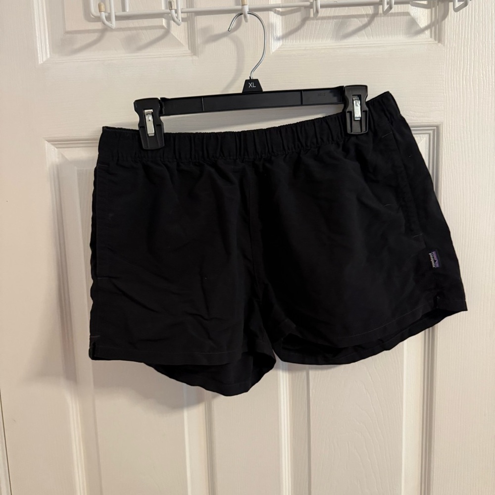 Patagonia Women's Black baggies